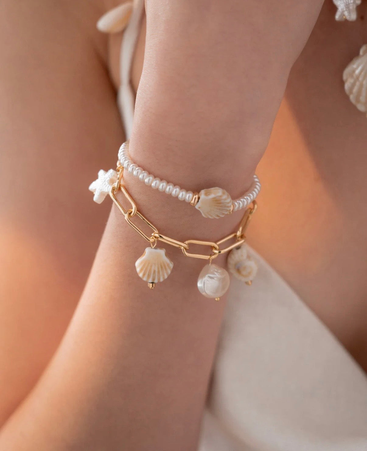 Pulsera 2 en 1 Caracoles + Aretes